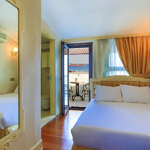 Historia-special Category Hotel Istambul